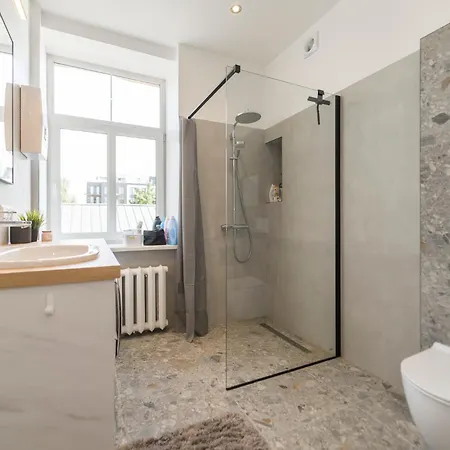 Families & Groups 3 Bedrooms Free Parking Apartman Riga