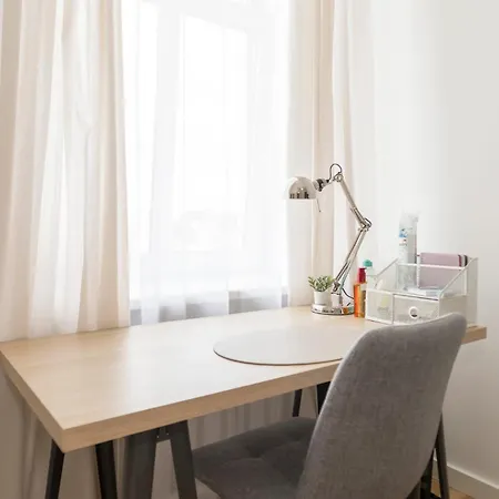 Apartment Families & Groups 3 Bedrooms Free Parking Riga