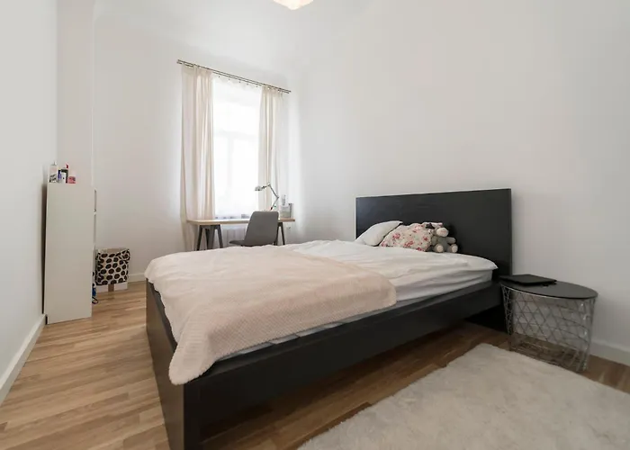 Families & Groups 3 Bedrooms Free Parking Riga