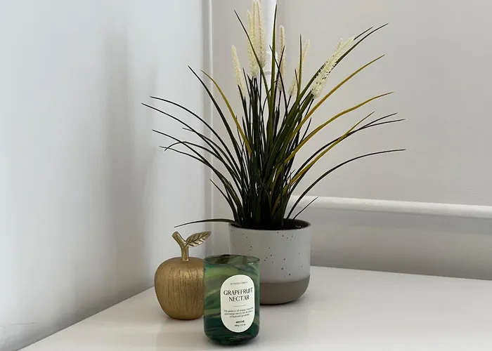 Families & Groups 3 Bedrooms Free Parking