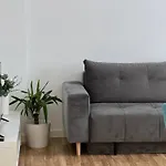 Families & Groups 3 Bedrooms Free Parking