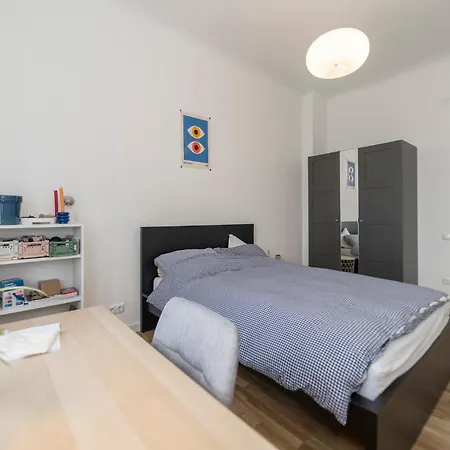 Families & Groups 3 Bedrooms Free Parking