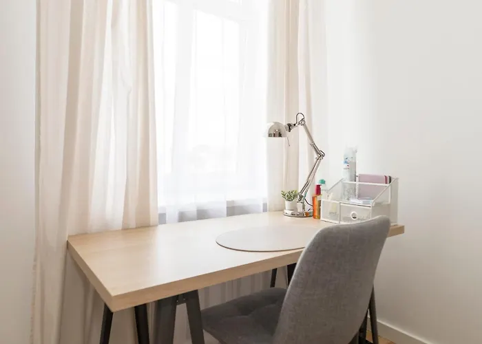 Apartment Families & Groups 3 Bedrooms Free Parking Riga