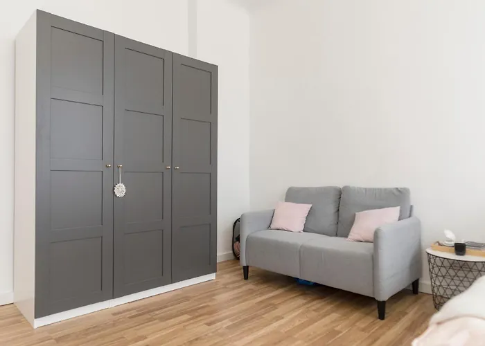 Families & Groups 3 Bedrooms Free Parking * Riga